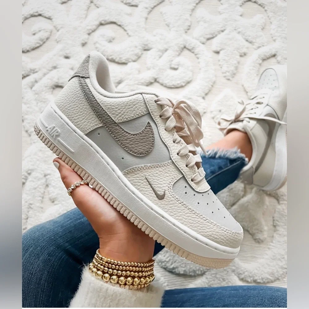 Nike Air Force 1 Low 07 Moon Fossil FB8483-100 Neutral Leather Womens Size 8 - Picture 2 of 16